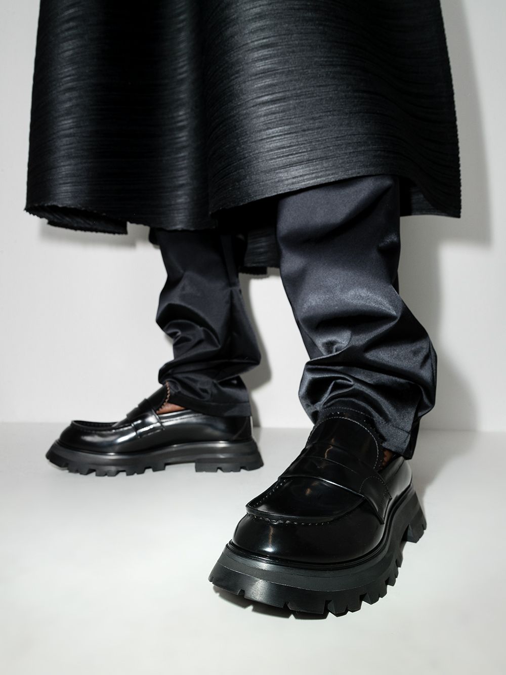 Alexander Mcqueen Flat Shoes Black