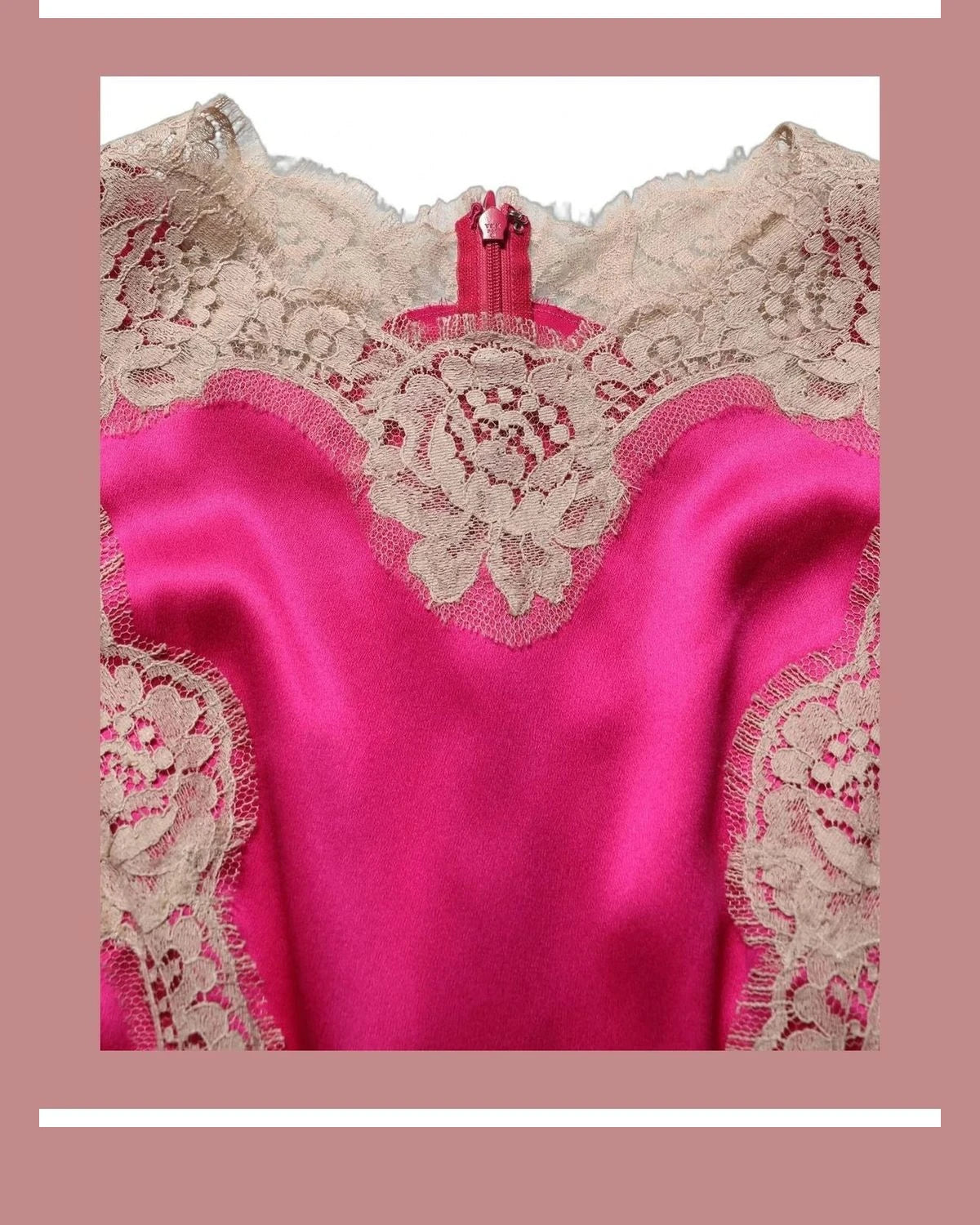 Dolce & Gabbana Dresse in pink, Silk