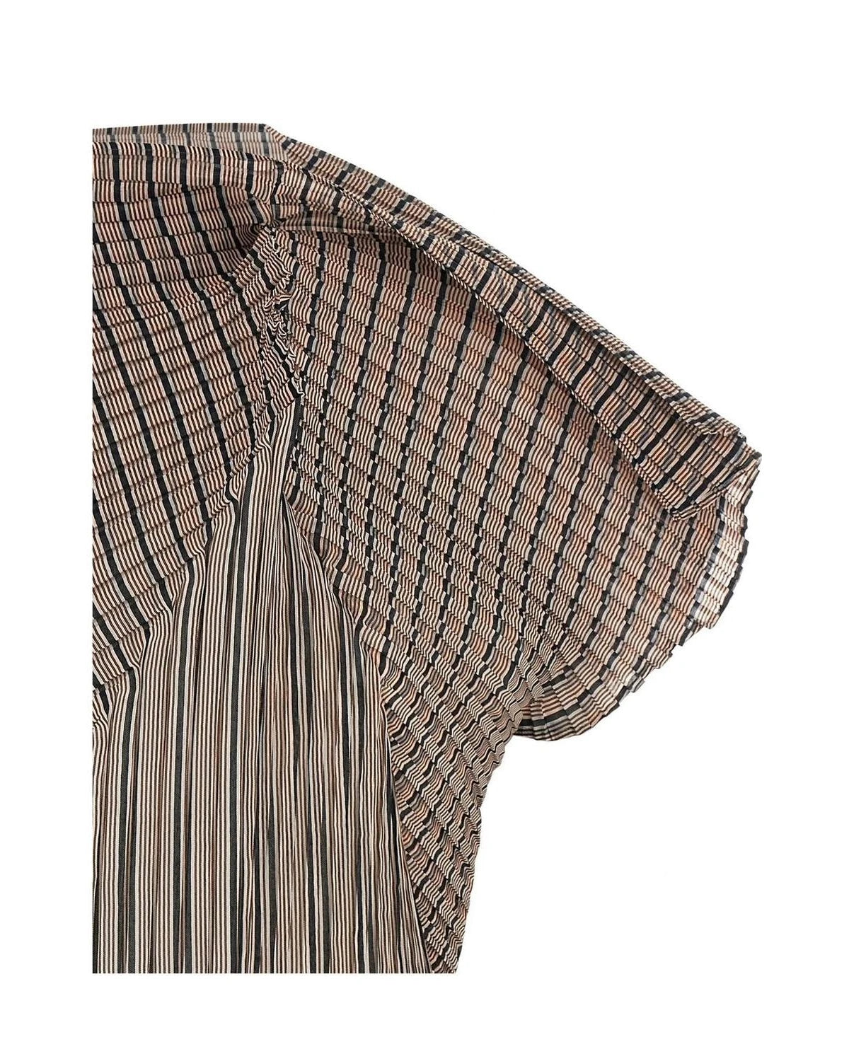 Issey Miyake Blouse in brown — view 3