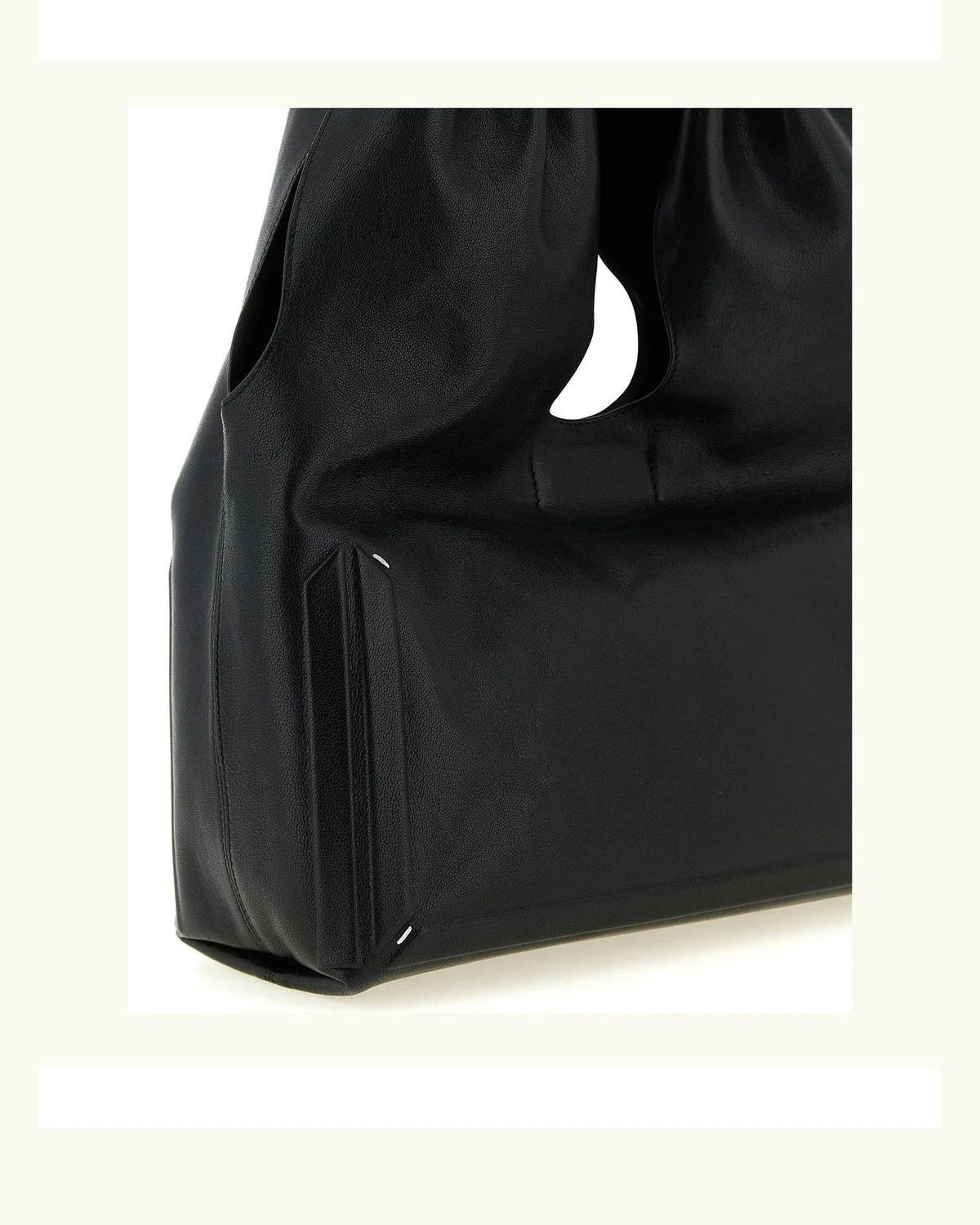 Maison Margiela Shoulder Bag in black β view 3