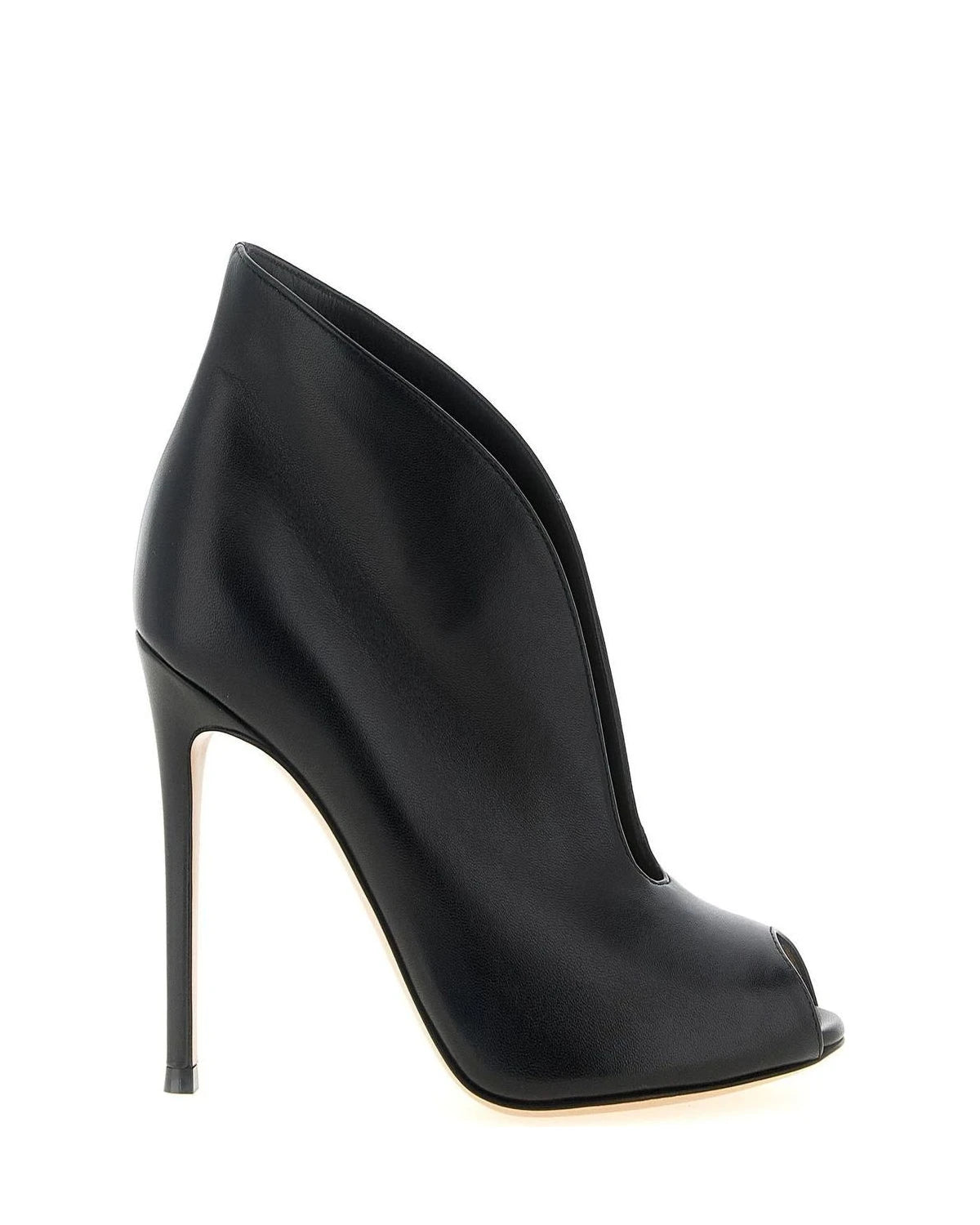 Gianvito Rossi Ankle Boots in black, Lamb Leather