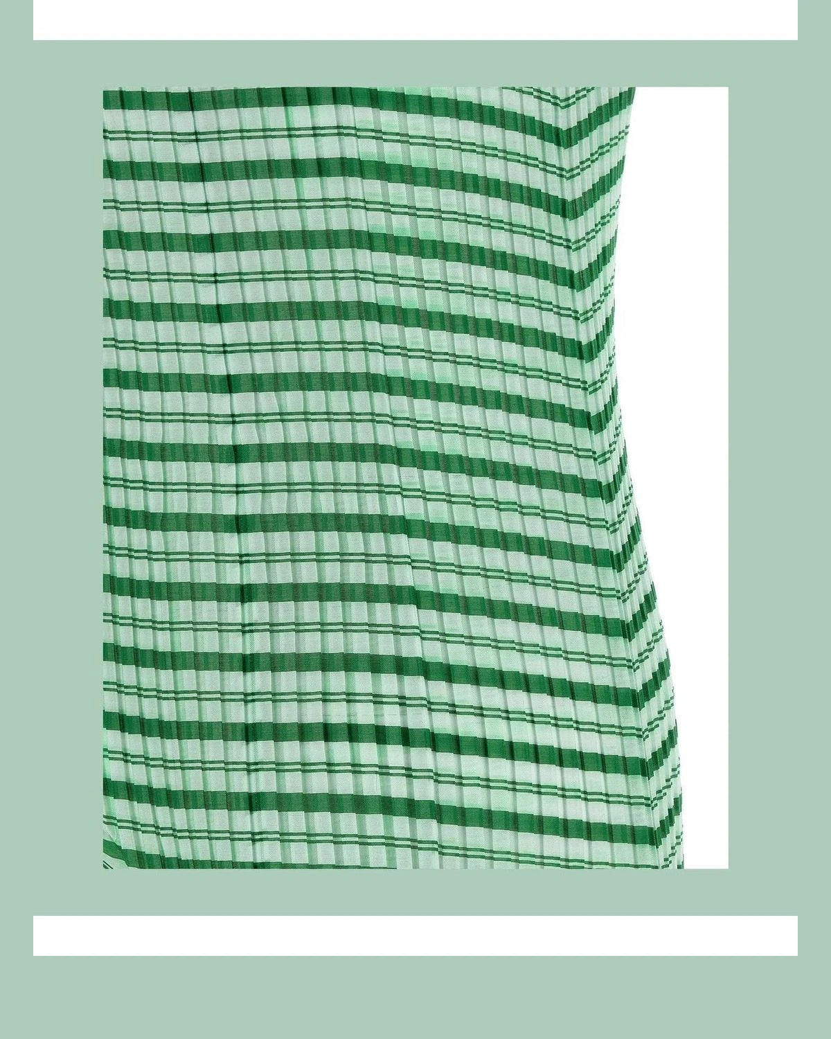 Issey Miyake Dresse in green, Polyester — view 4