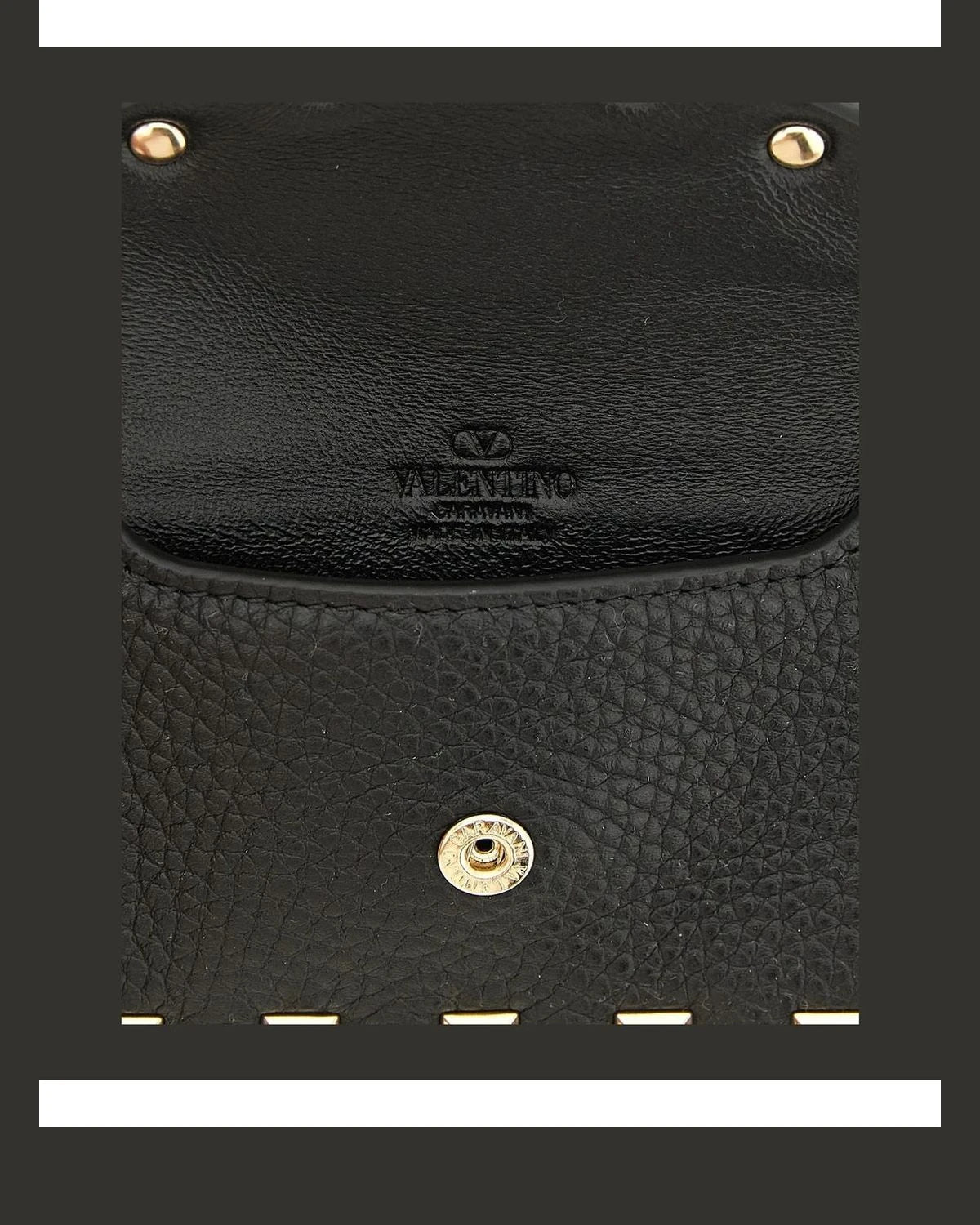 Valentino Garavani Keychain in black, Calfskin Leather β view 3