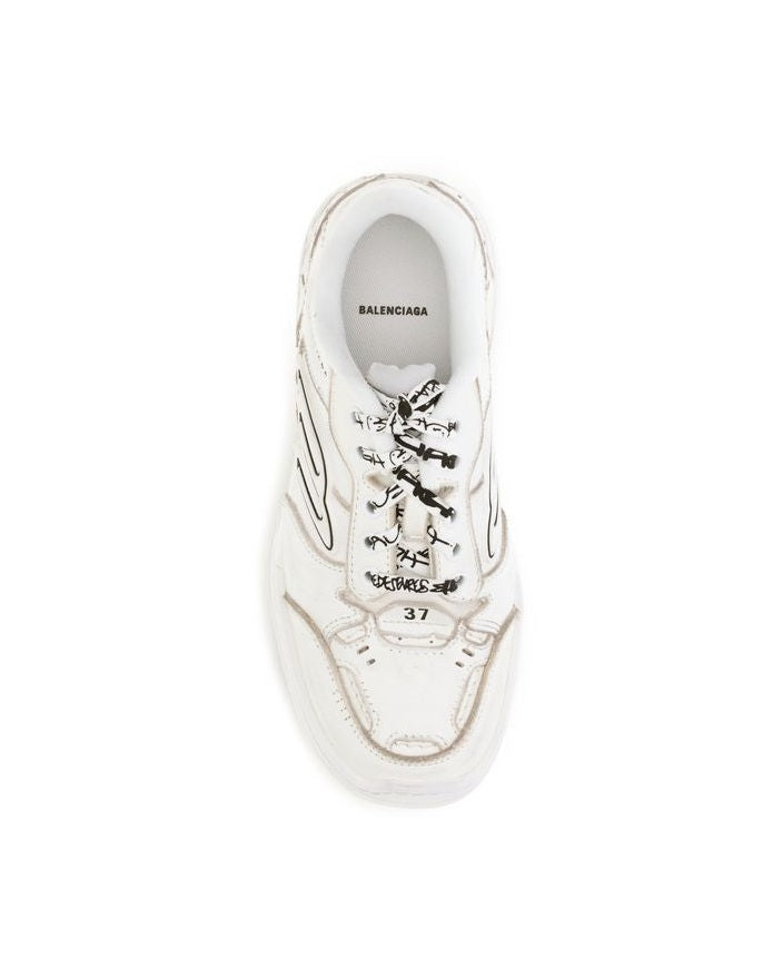 Balenciaga Hamptons Worn-out Sneakers Glam Steals