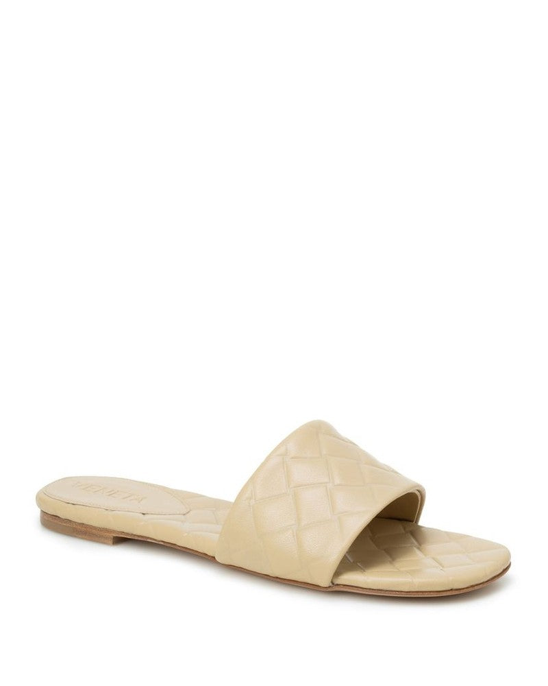 Bottega Veneta Beige Leather Lamb Flat Sandals Flats
