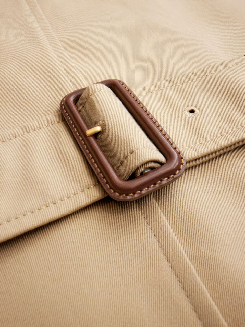 Burberry Mid Length Chelsea Heritage Trench Coat Glam Steals