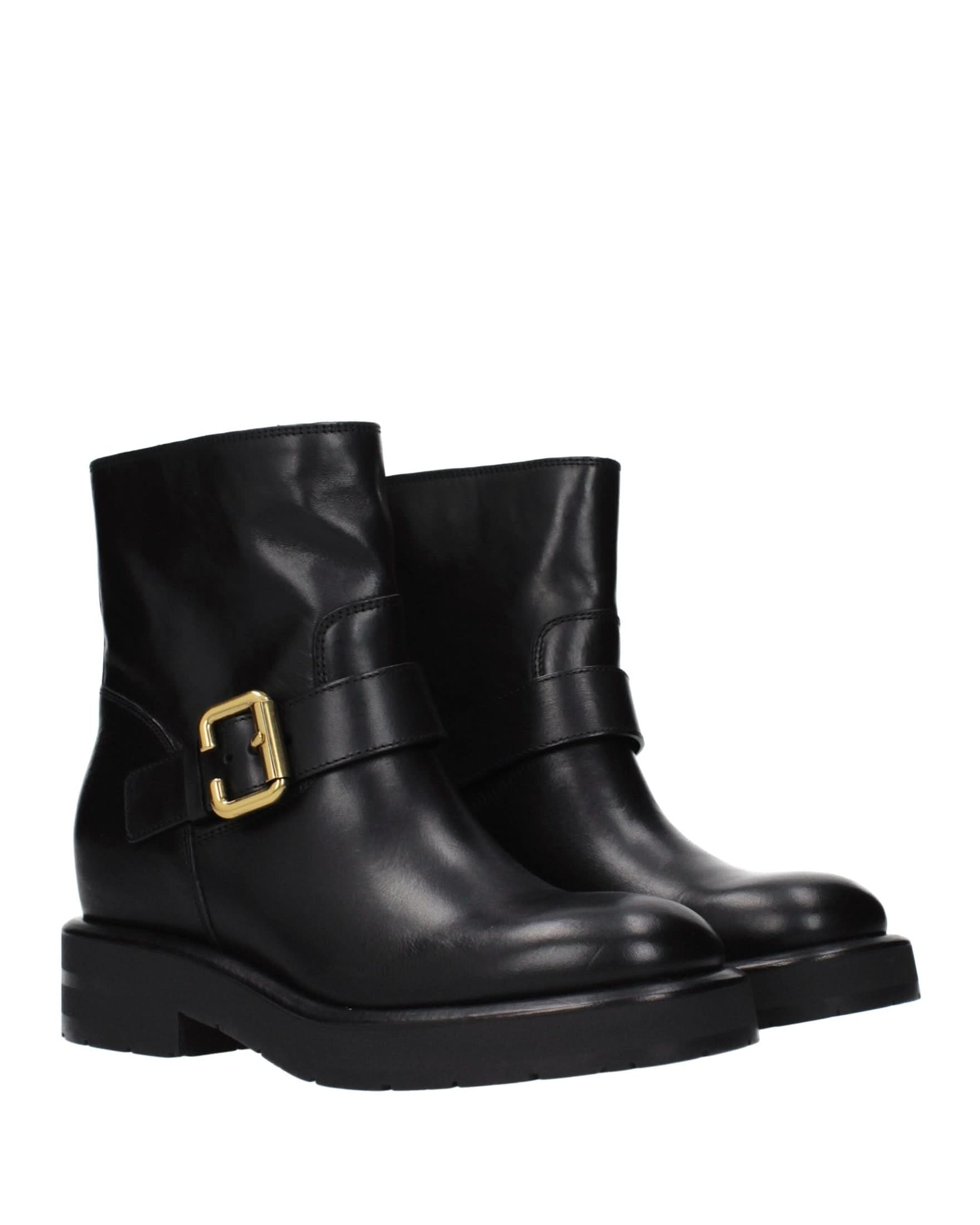 Chloé Black Leather Ankle Boots Boots