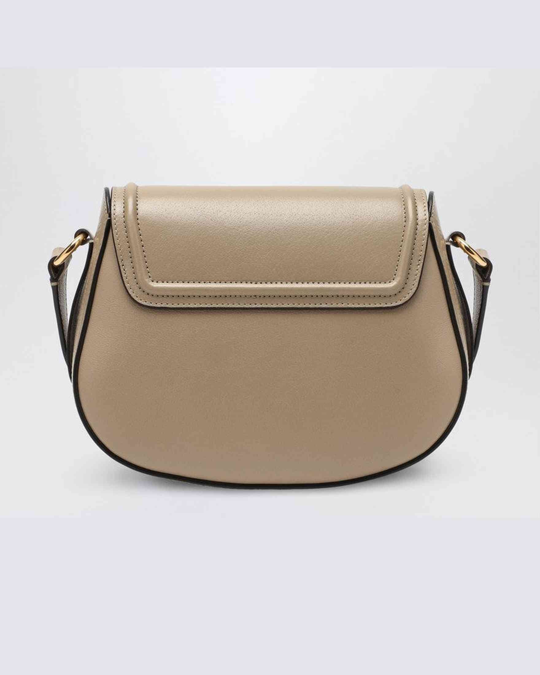 Chloé Pink Leather Saddle Horse Medal Bag in Hammered Glam Steals