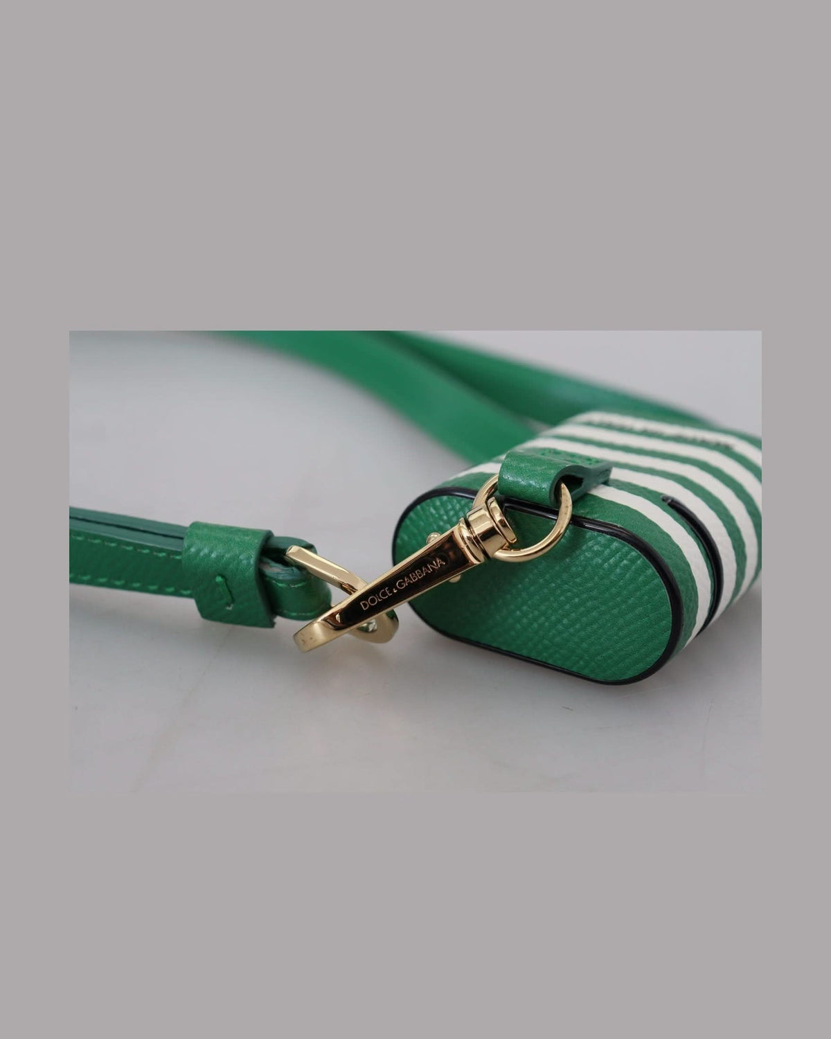 Dolce & Gabbana Green Elegant Leather Airpods Case - Lush Headphone & Headset Accessories