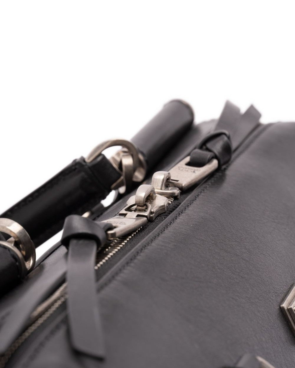 Dolce & Gabbana Leather Vittoria Handbag Glam Steals