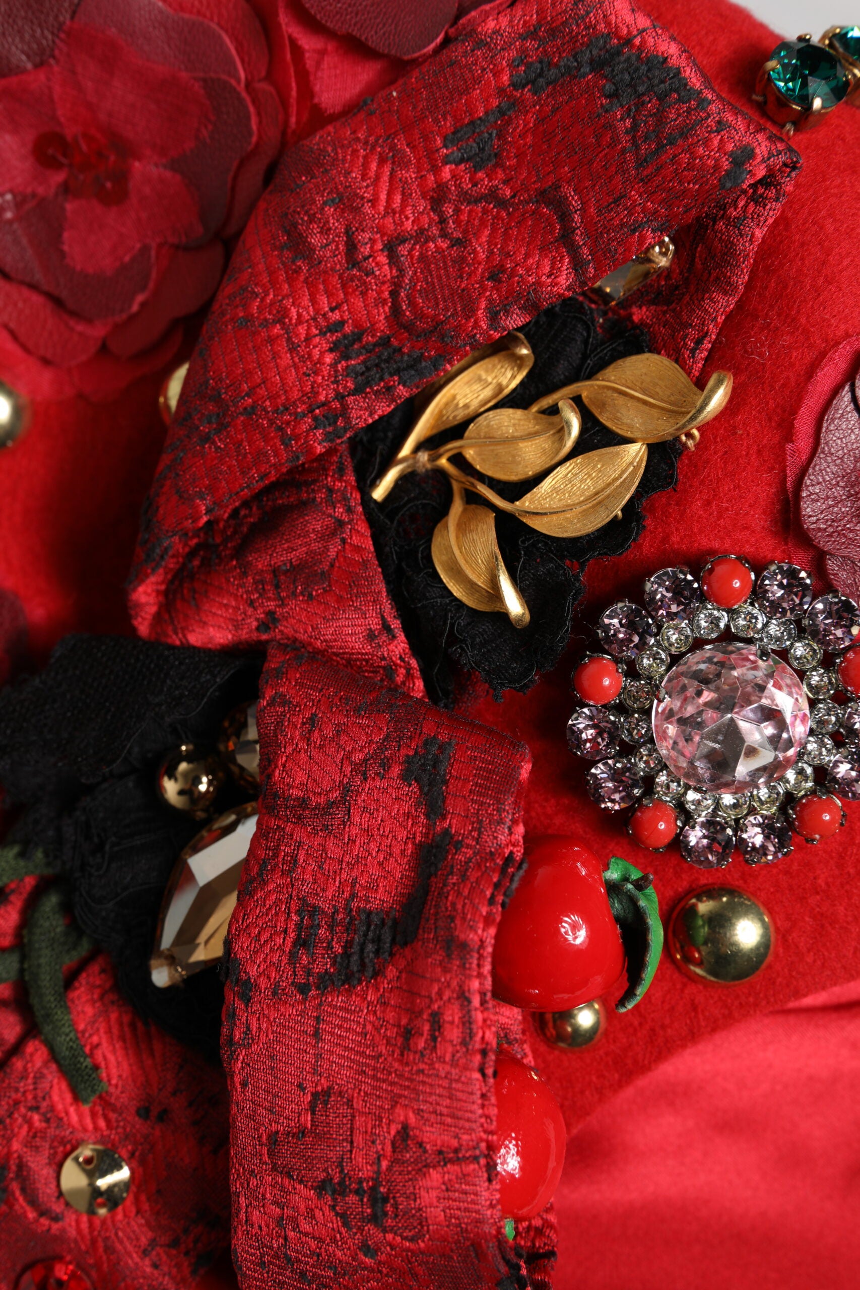 Dolce & Gabbana Red Crystal Gold Roses Brooch Embellished Hat Glam Steals