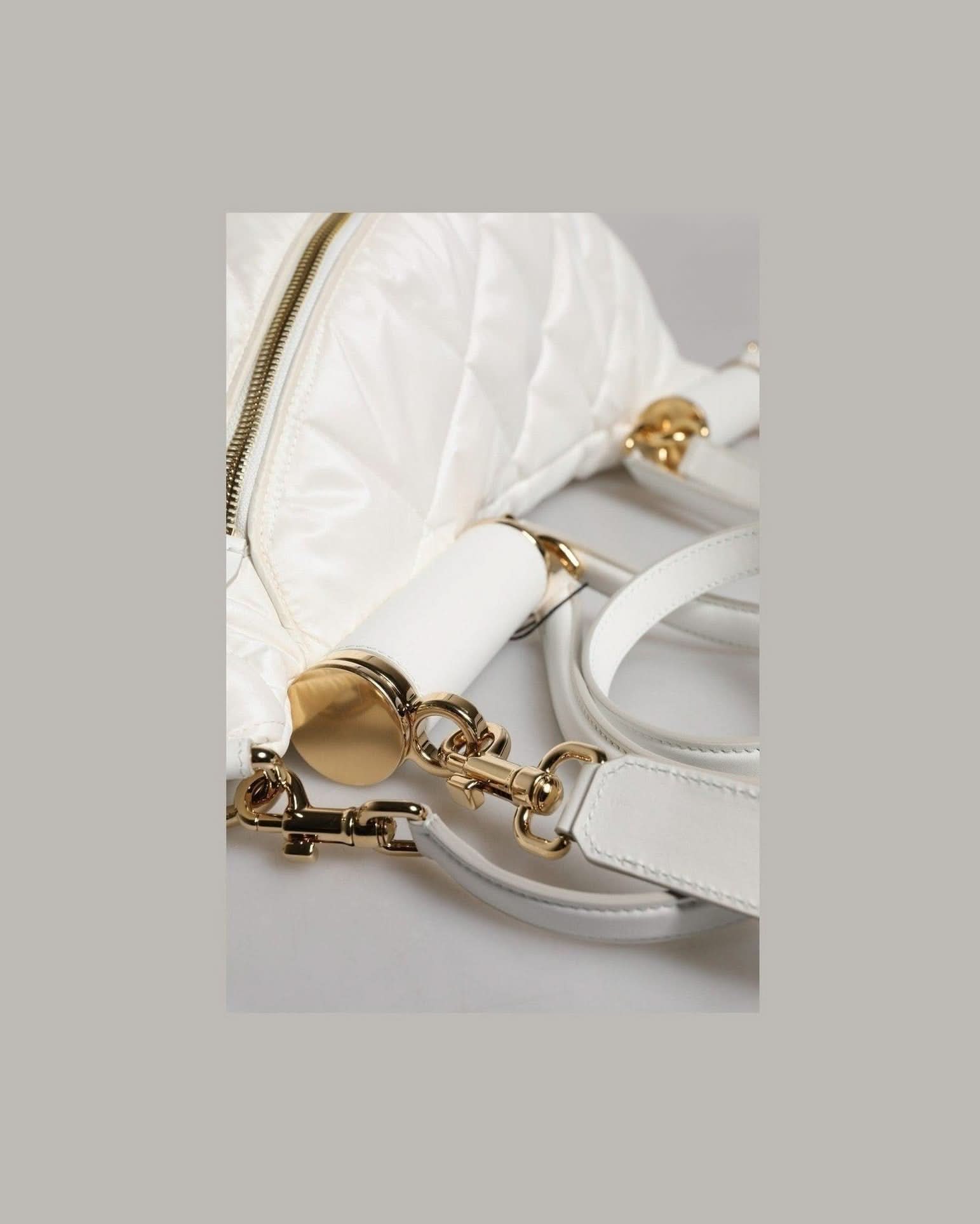 Dolce & Gabbana White Quilted Logo Plaque Belt Waist Fanny Pack Bag Fanny Packs