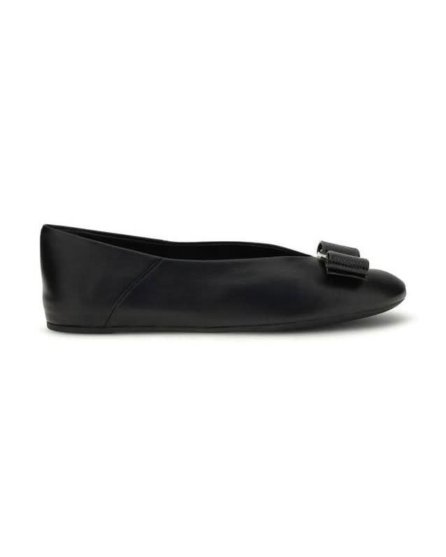Ferragamo Black Calf Leather Bos Taurus Ballet Flats