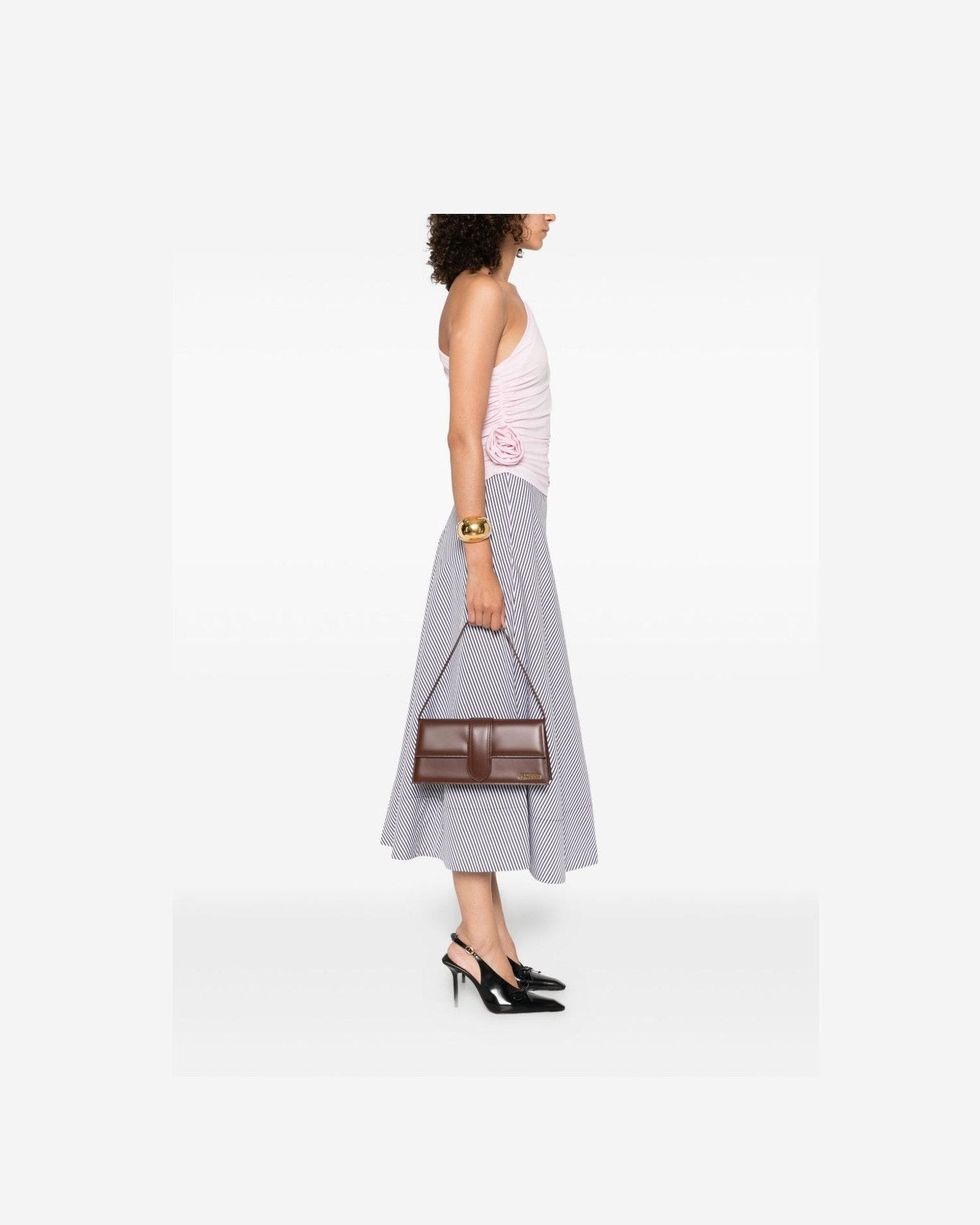 Jacquemus Brown Bag Glam Steals