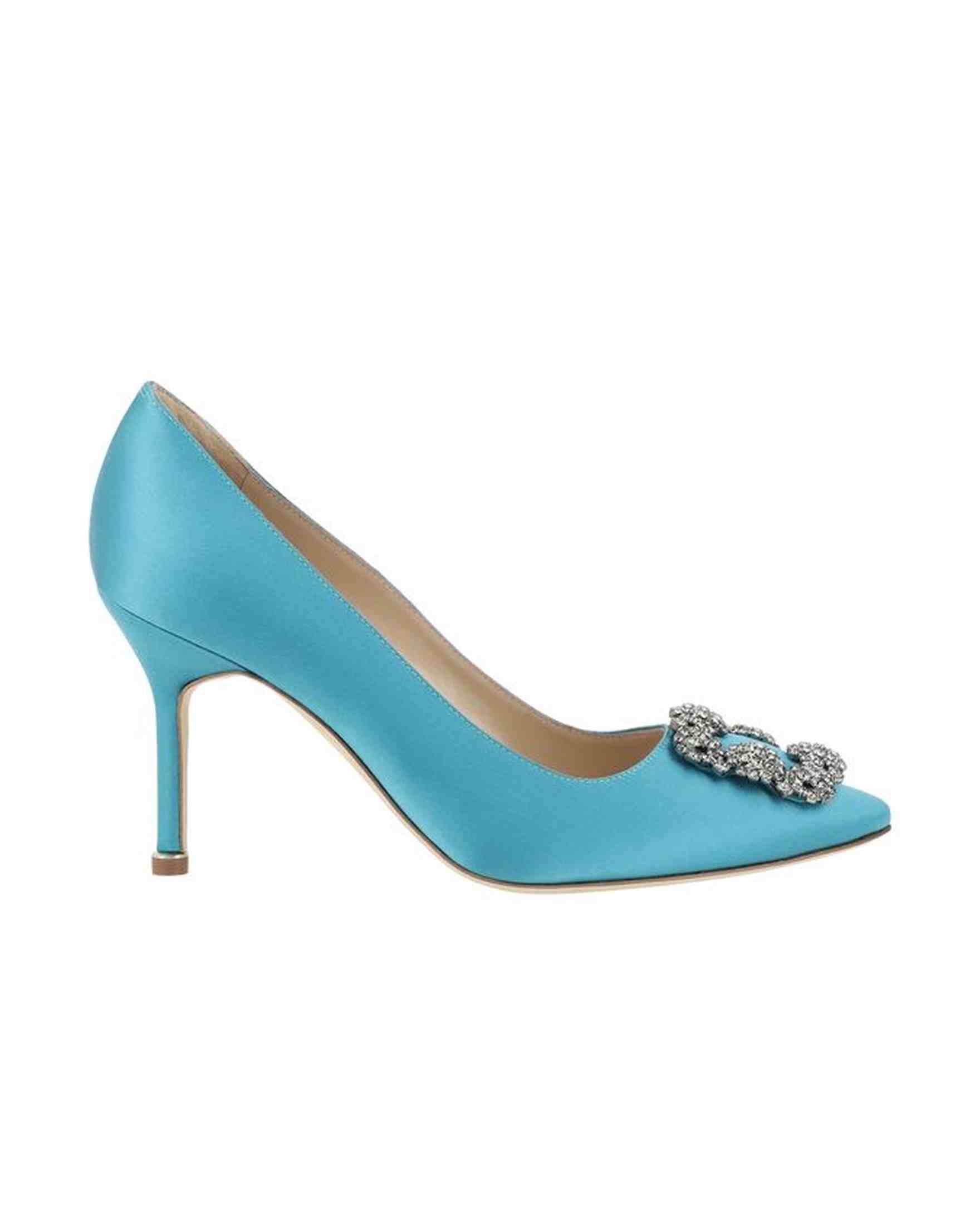 Manolo Blahnik Hangisi Pumps Glam Steals