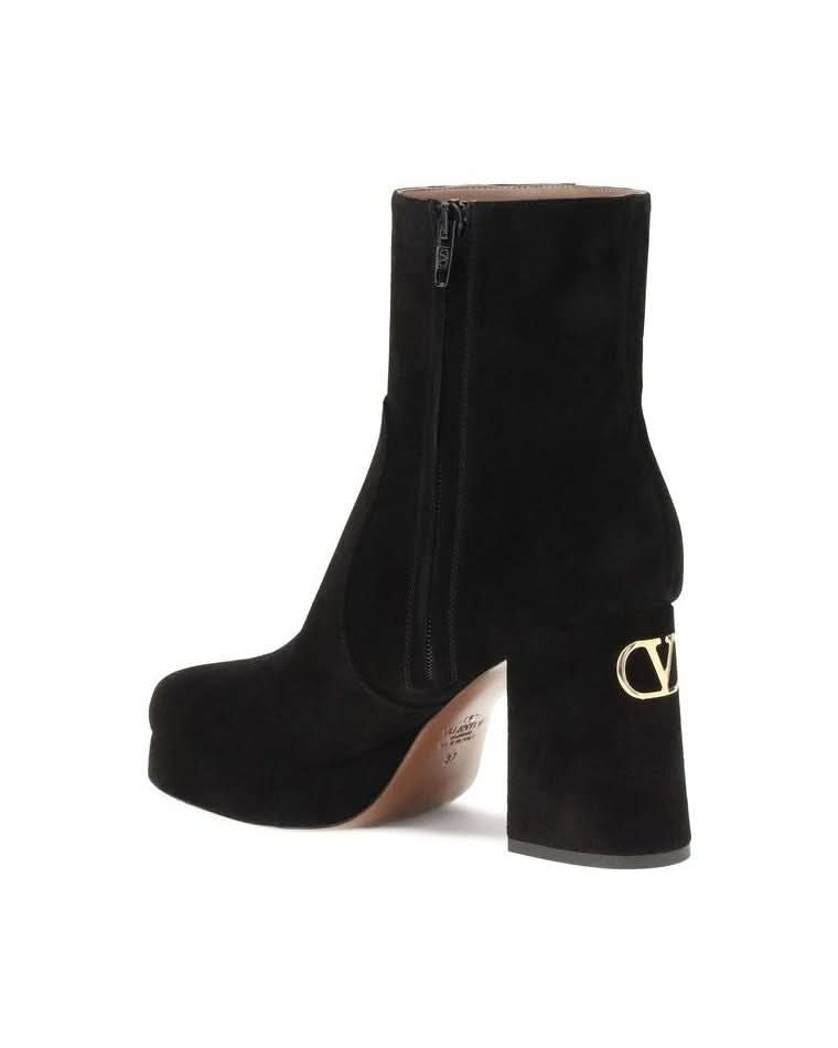 Valentino Garavani Black Calf Leather Bos Taurus Ankle Boots