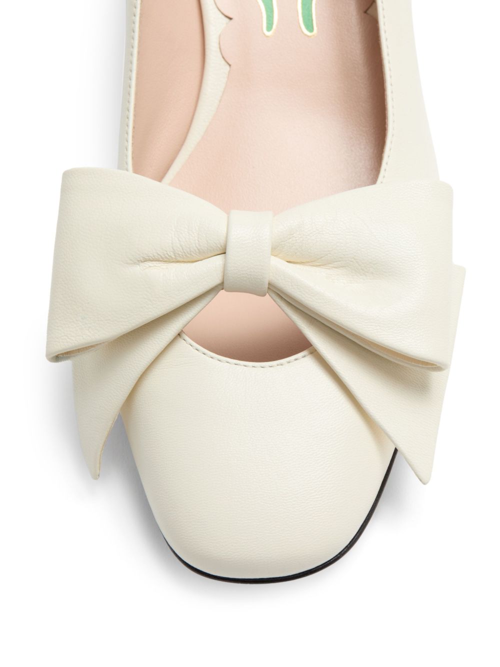 Valentino Garavani Bowow Décolleté in Kid 45mm Glam Steals