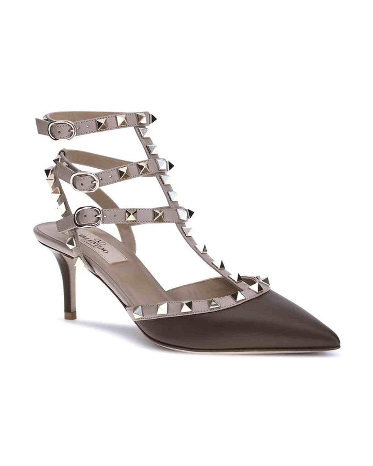Valentino Garavani Rockstud Pumps Glam Steals