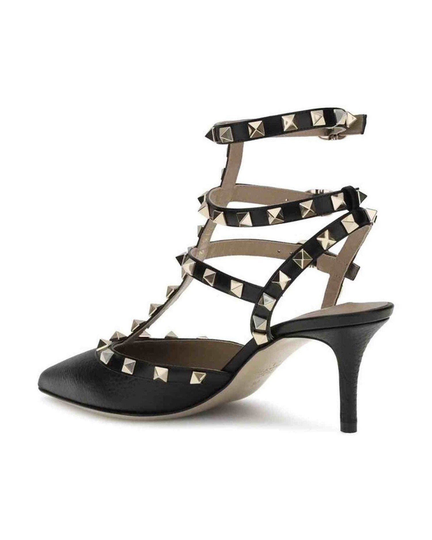 Valentino Garavani Rockstud Pumps Glam Steals
