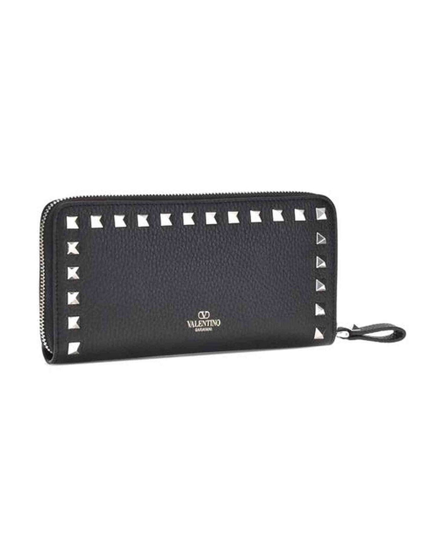 Valentino Garavani Rockstud Wallet Glam Steals