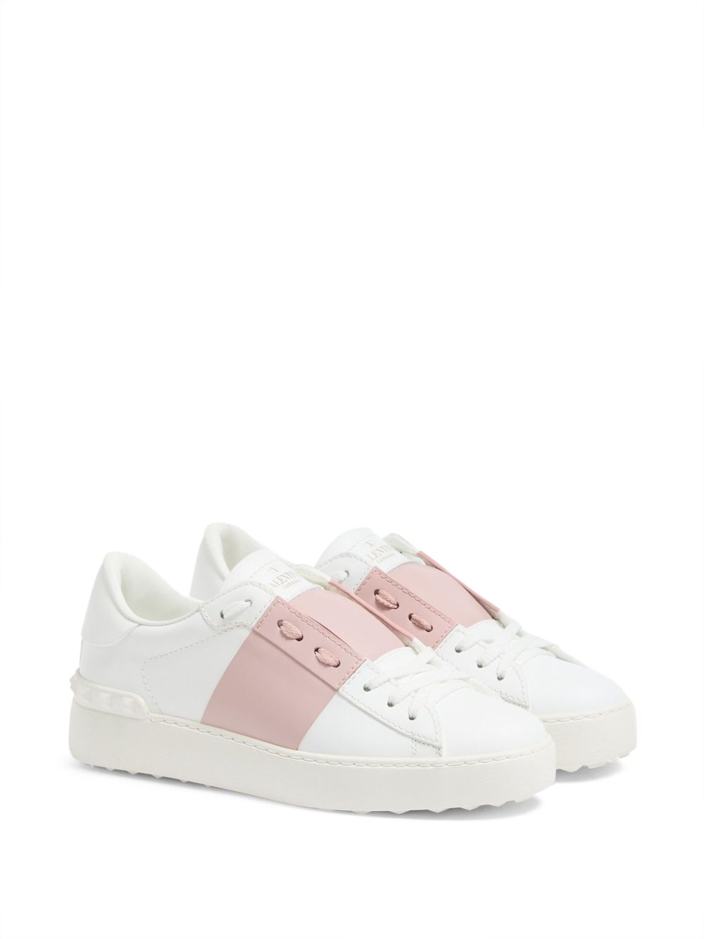 Valentino Garavani Sneakers Glam Steals