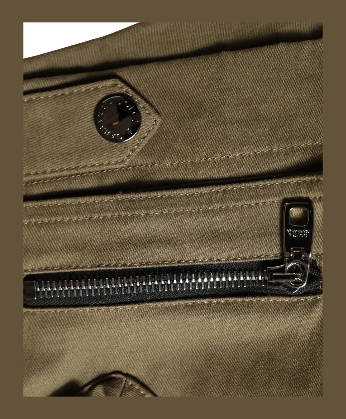 Dolce & Gabbana Cargo Short in green, Cotton