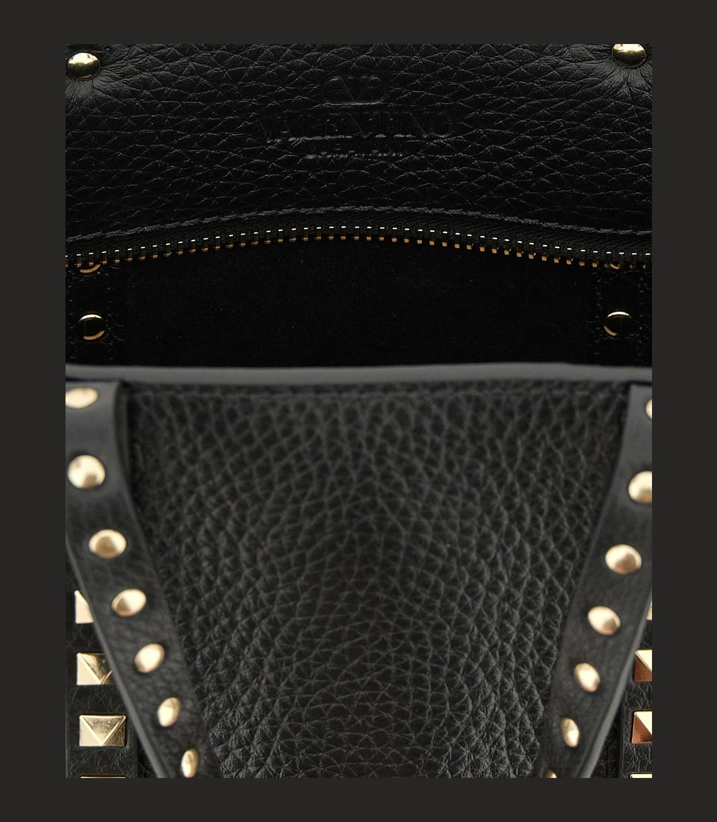 Valentino Garavani Tote Bag in black, Calfskin Leather — view 4