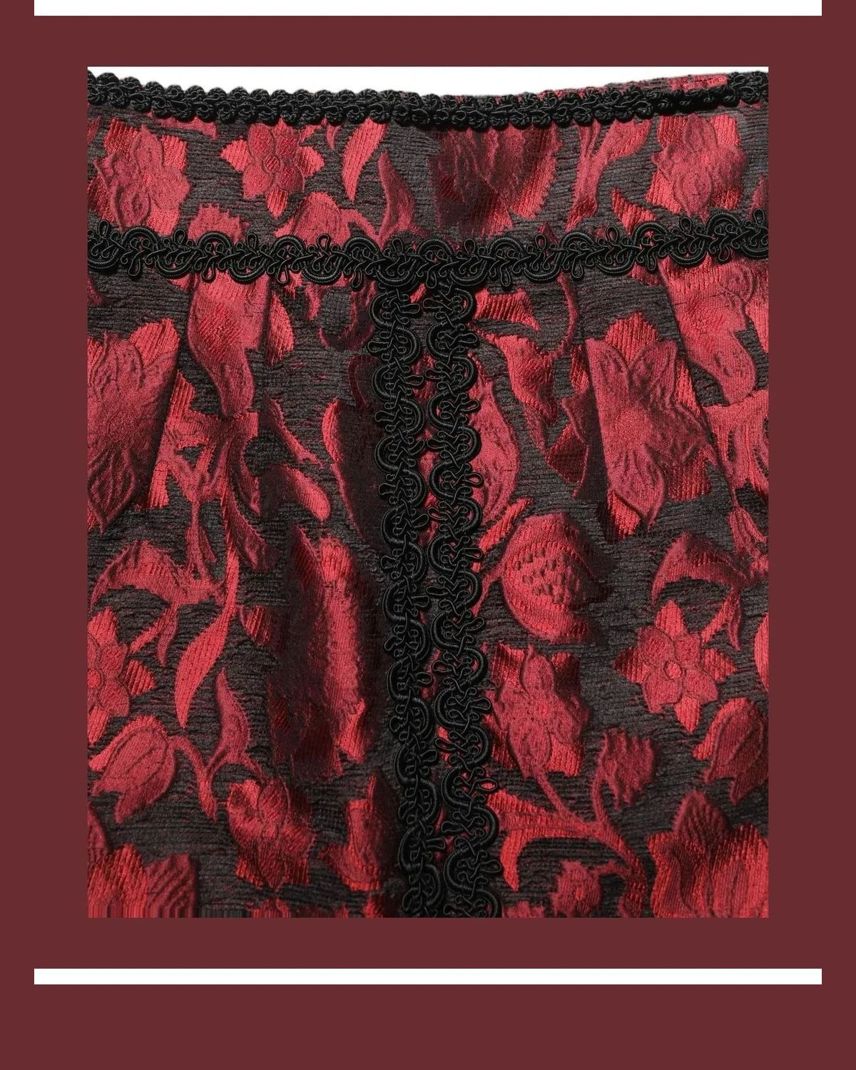 Dolce & Gabbana Skirt in red, Acetate