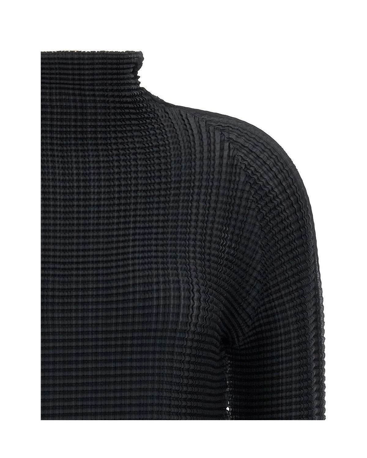 Issey Miyake Sweater in black, Polyester — view 3