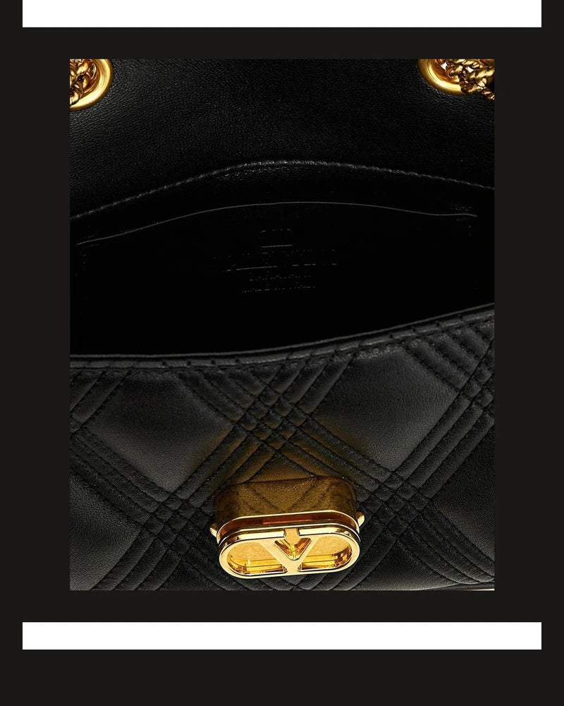 Valentino Garavani Shoulder Bag in black, Lamb Leather — view 4