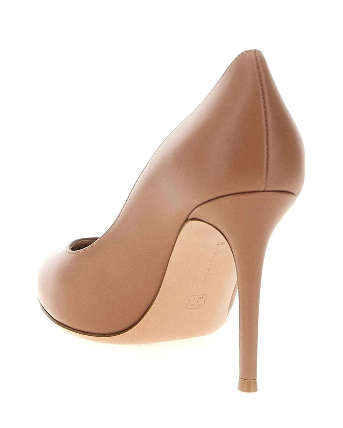 Gianvito Rossi Pumps in beige, Calf Leather — view 3