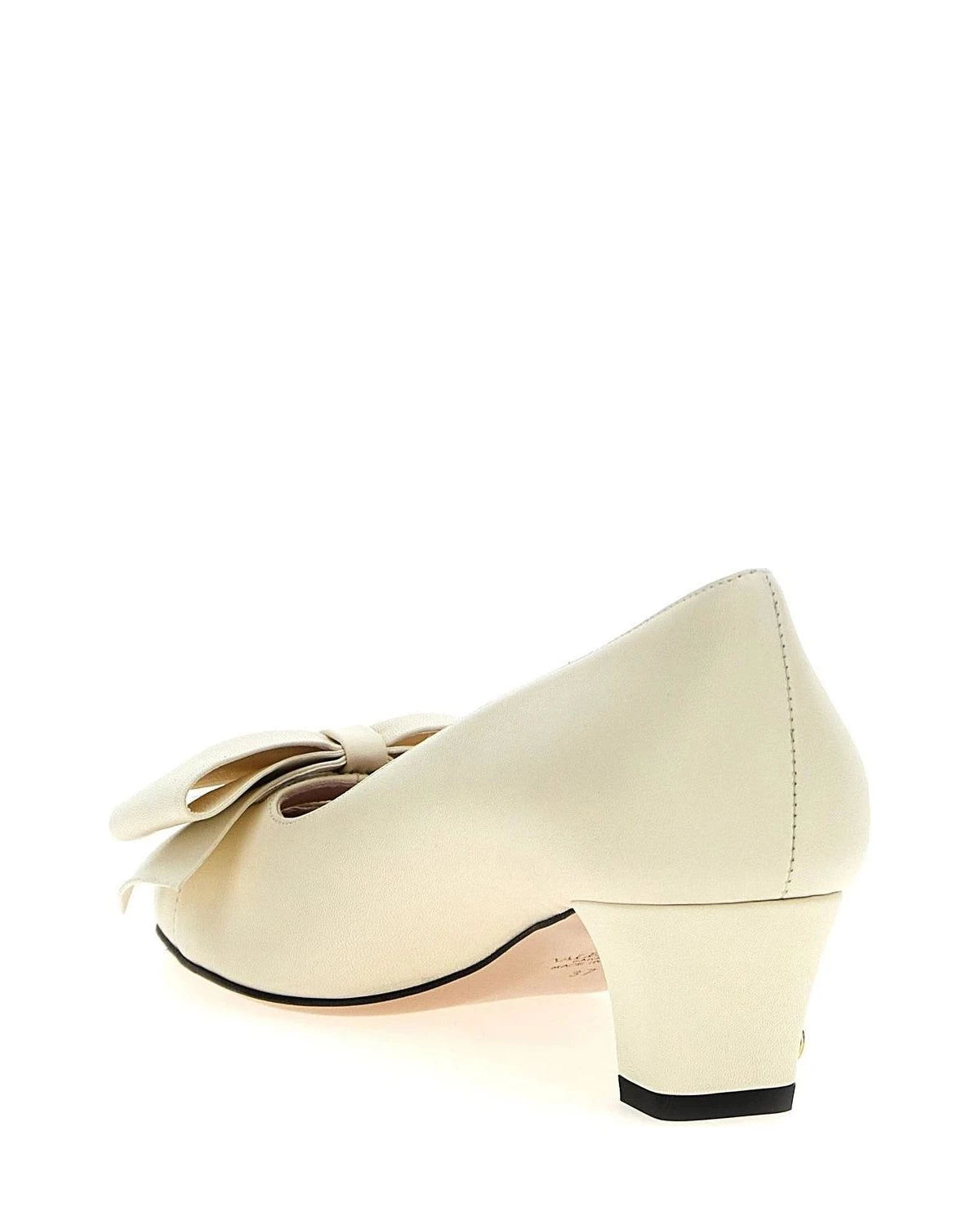 Valentino Garavani Pumps in white, Goat Leather — view 3