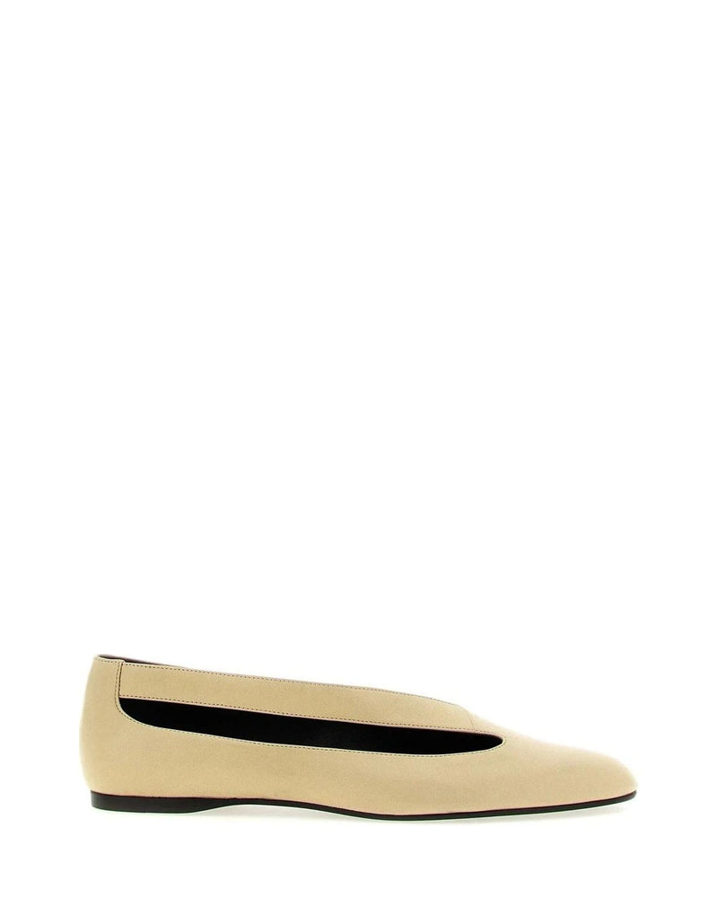 Khaite Flats in beige