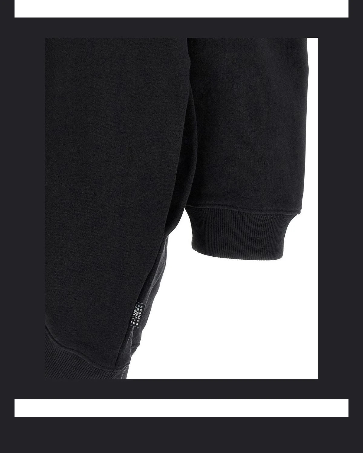 MM6 Maison Margiela Dresse in black, Cotton — view 4