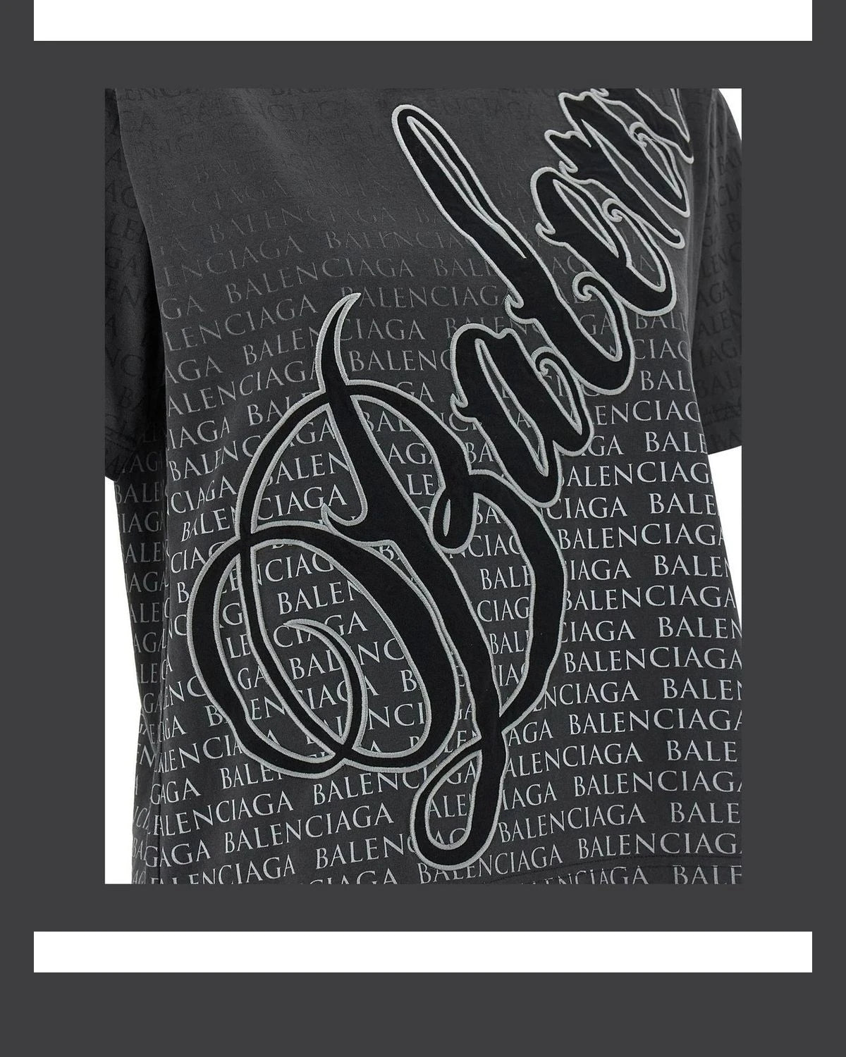 Balenciaga T-Shirt in black — view 4