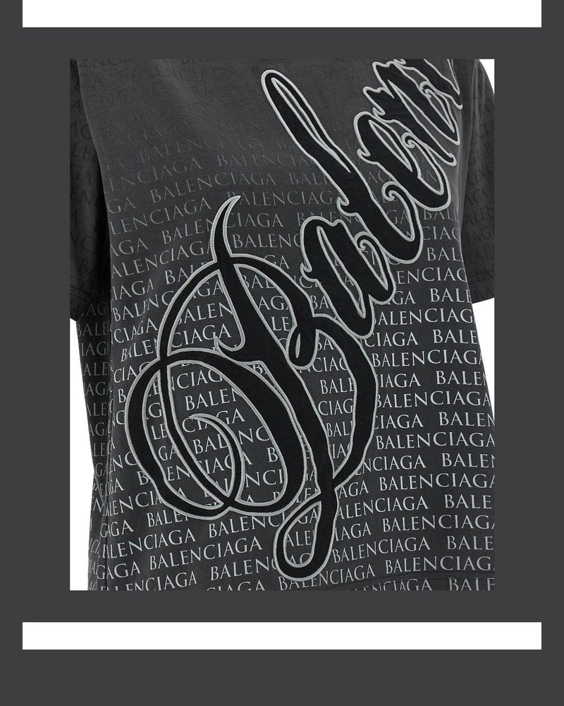 Balenciaga T-Shirt in black — view 4
