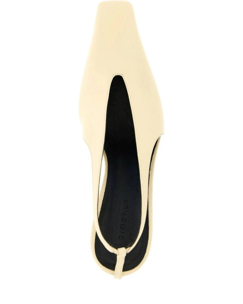Armarium Pumps in beige, Lambskin Nappa — view 4