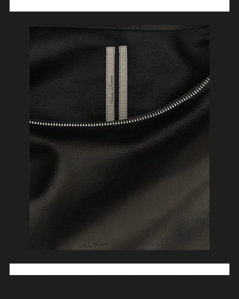 Rick Owens Shoulder Bag in black, Calfskin Leather — view 4