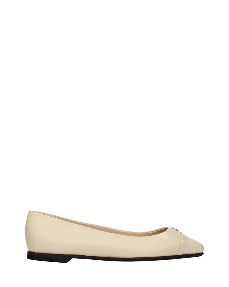 Jimmy Choo Ballet Flats in beige