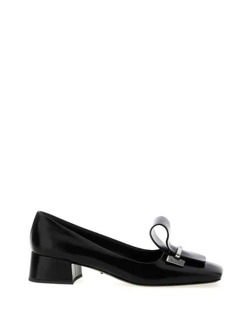 Prada Pumps in black, Calfskin Leather