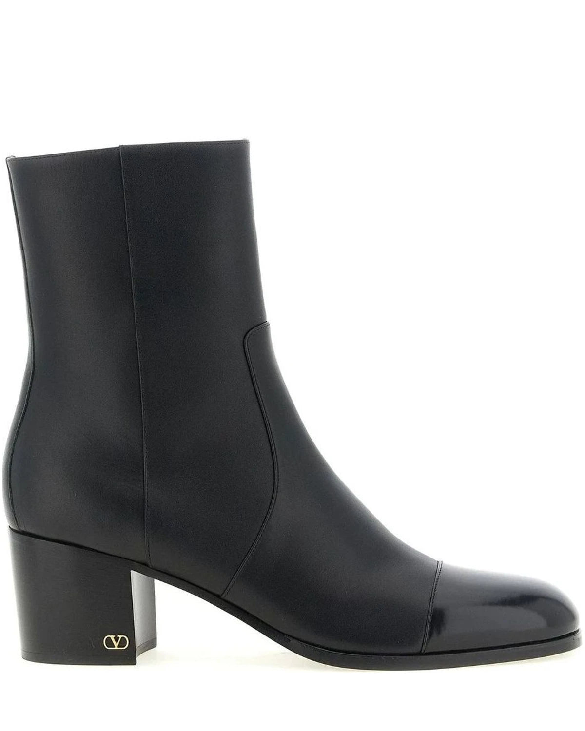 Valentino Garavani Ankle Boots in black, Calfskin Leather