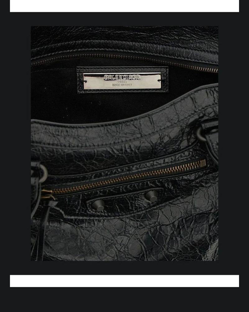 Balenciaga Shoulder Bag in black, Lamb Leather — view 4