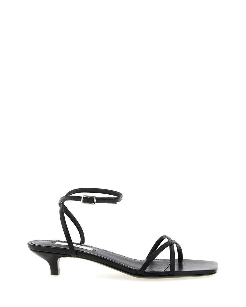 Toteme Pumps in black