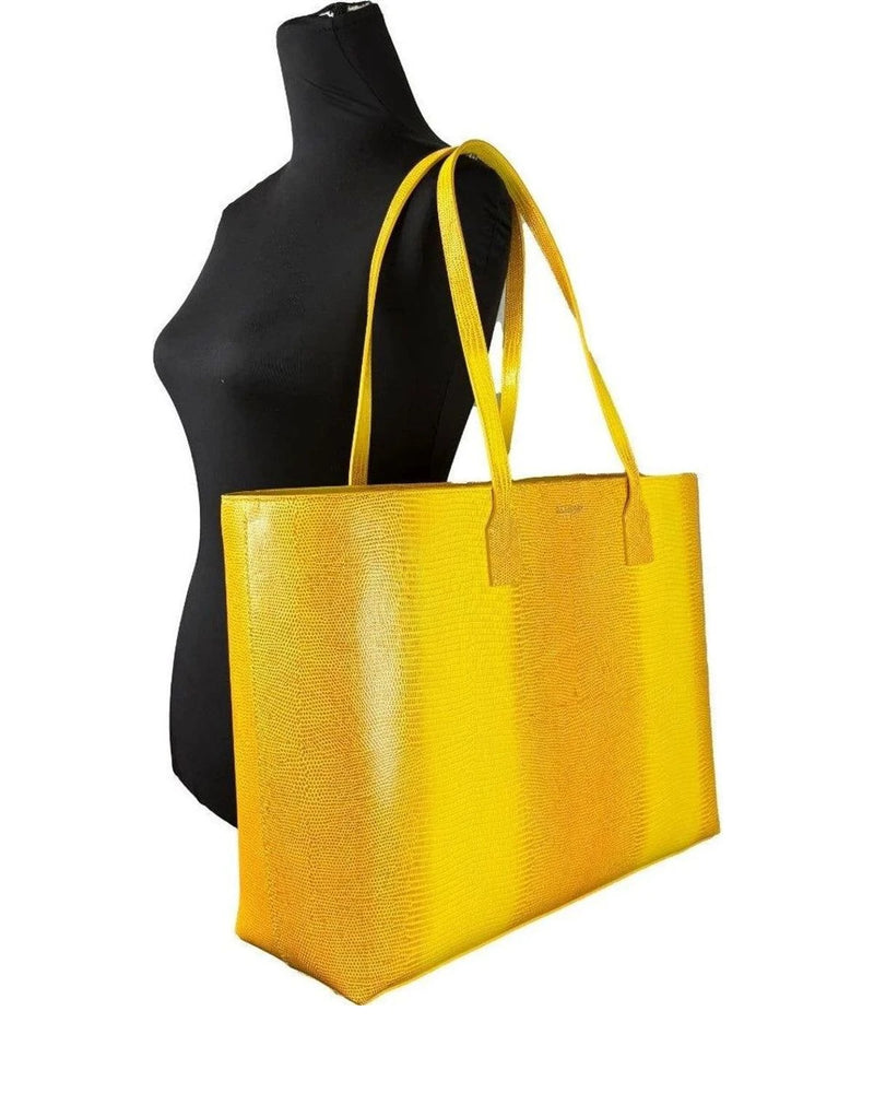 Burberry Tote Bag in gold, Leather — view 4