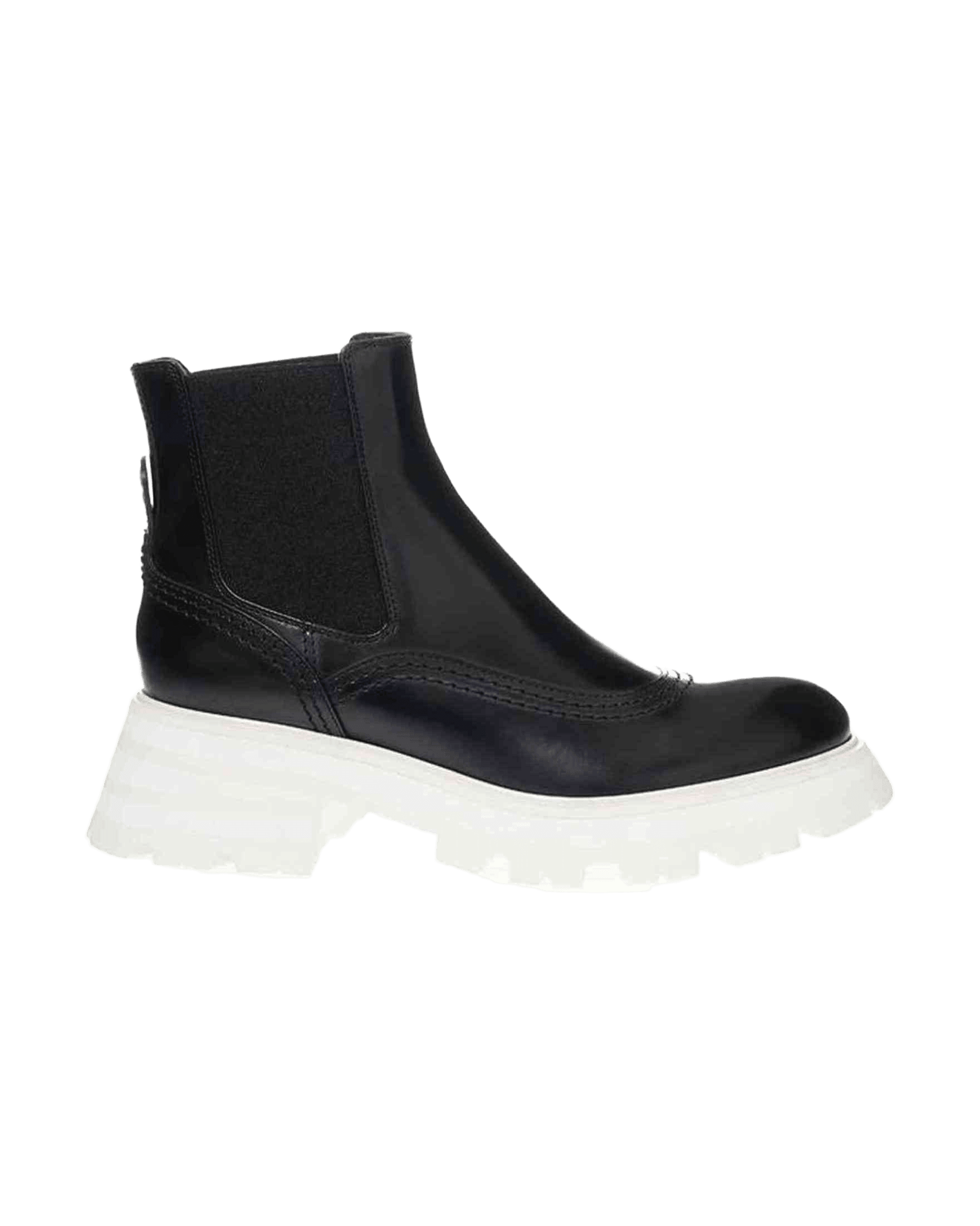 Alexander Mcqueen Elegant Leather Boots In Black Timeless Glam Steals