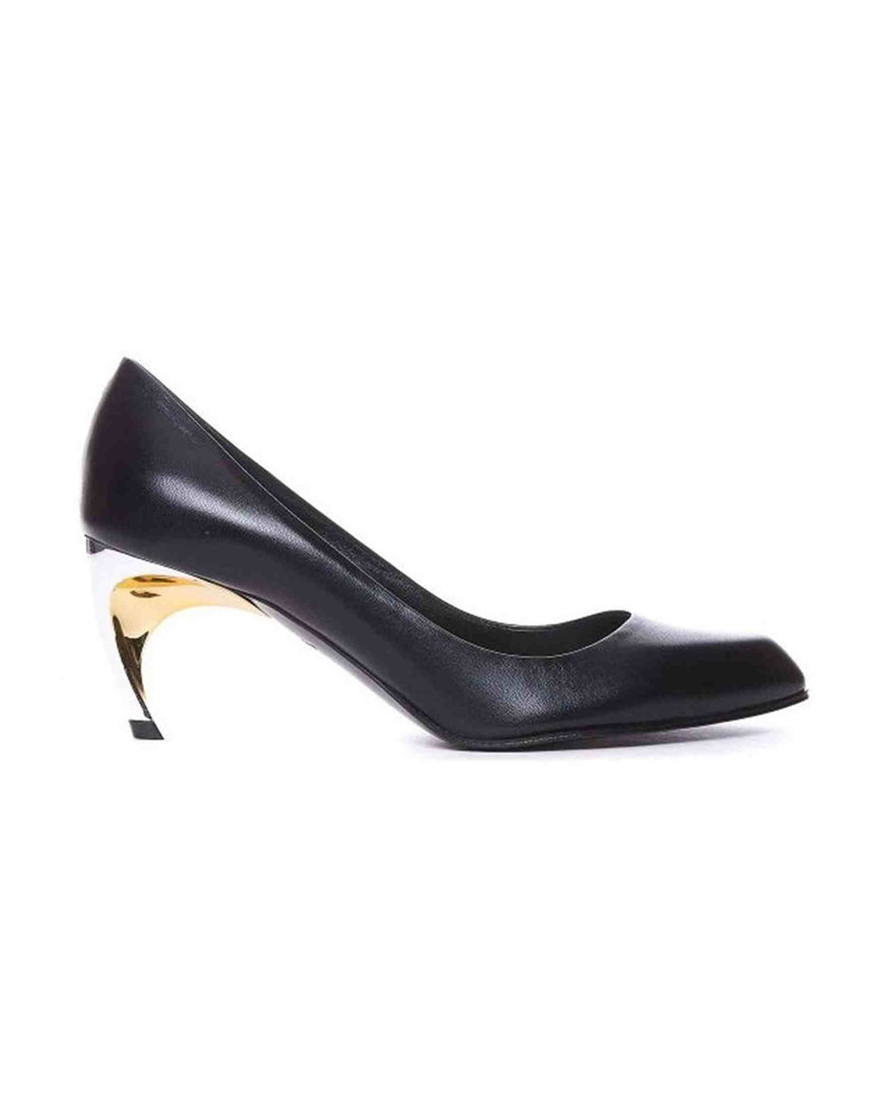 Alexander Mcqueen Leather Armadillo Pumps Glam Steals