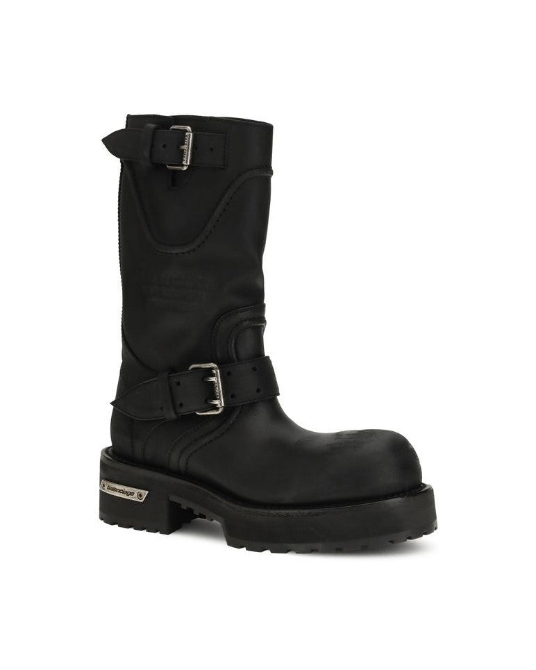 Balenciaga Venom Boots Glam Steals