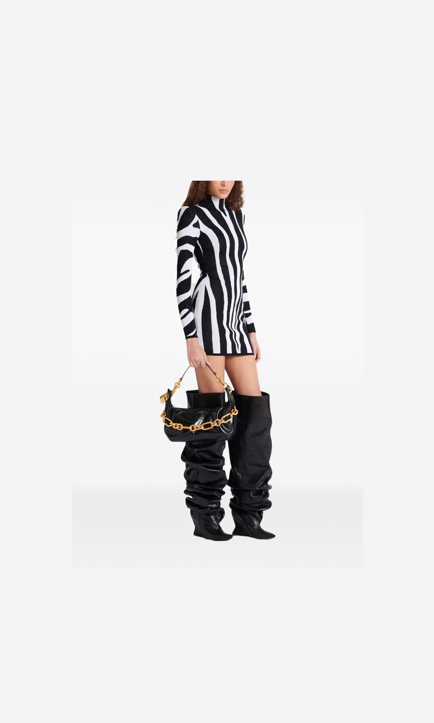 Balmain Black Bag Glam Steals