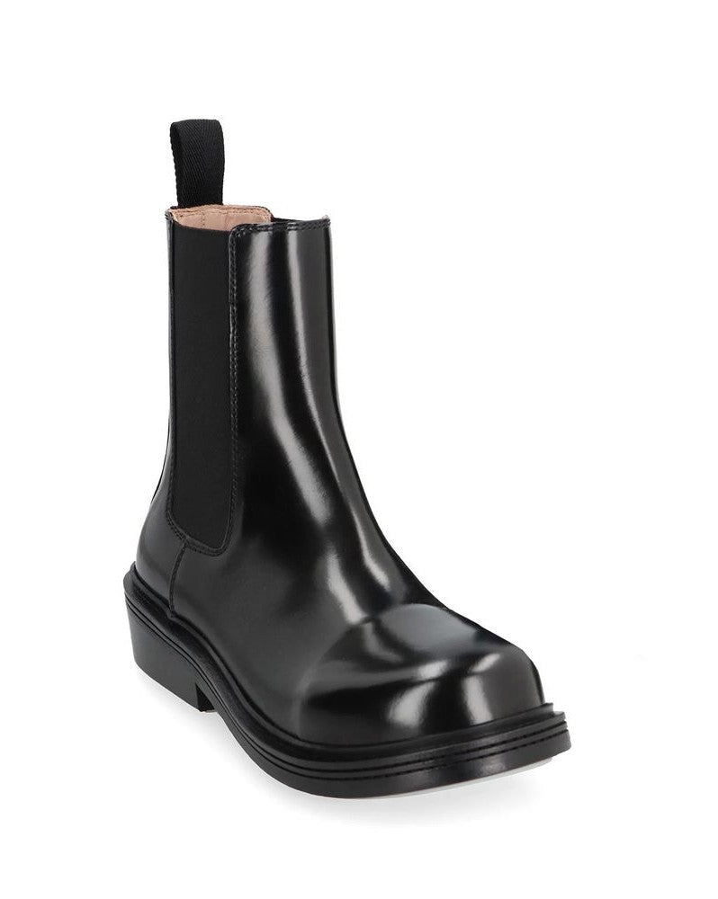 Bottega Veneta Black Calfskin Chelsea Boots Boots