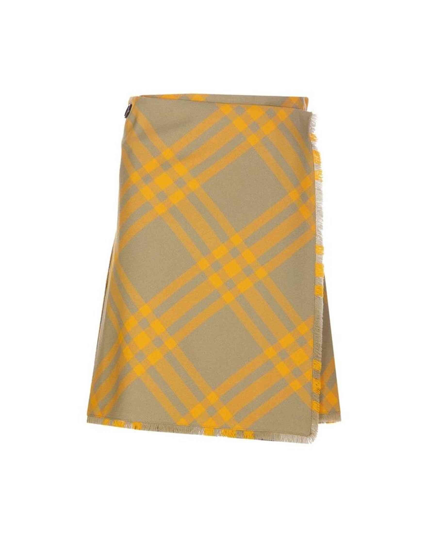 Burberry Kilt Style Skirt Glam Steals